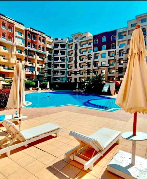 Sunny Studio With 3 Swimming Pools Florenza 洪加達 外观 照片